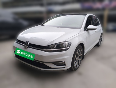 Volkswagen Golf 2020 car image 