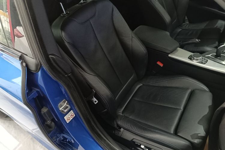 BMW 3 Series GT 2019 #24 BMW 3 Series GT 2019 immagine di auto #24