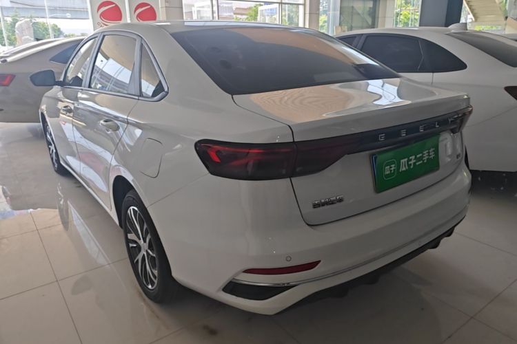 GEELY Emgrand 2025 #5 GEELY Emgrand 2025 car image #5