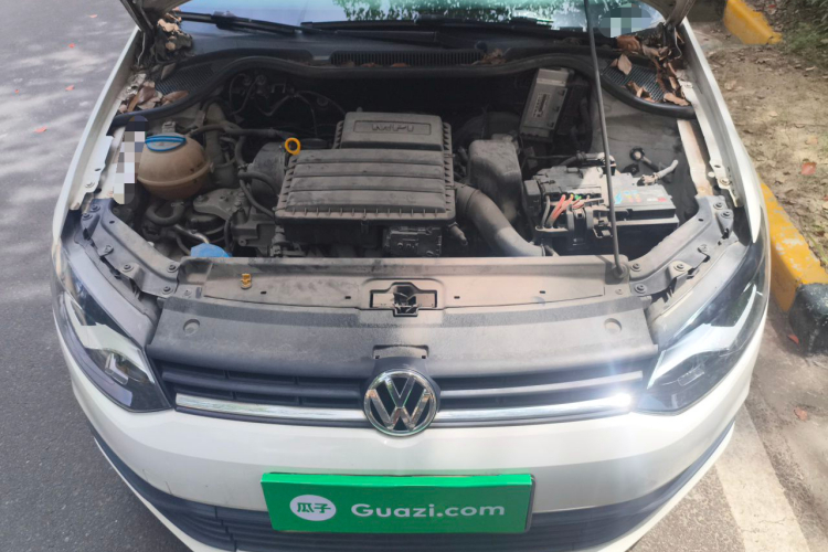 Volkswagen Polo 2017 car image #18
