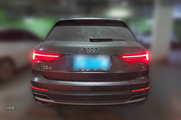 Audi Q3 2020 car image #6