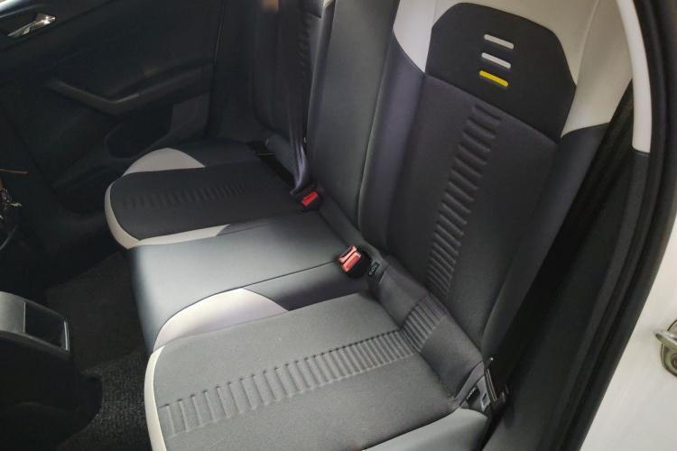 Volkswagen Polo 2019 car image #14