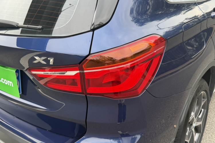 BMW X1 2018 #3 BMW X1 2018 car image #3