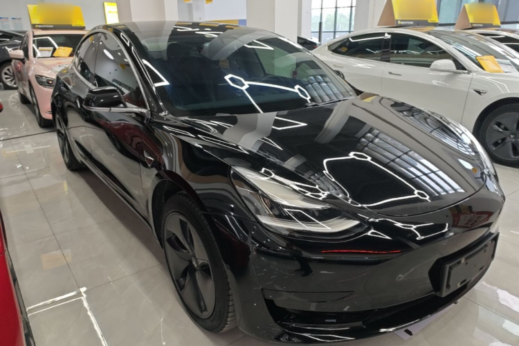 Tesla Model 3 2020 #4 Tesla Model 3 2020 صورة سيارة #4