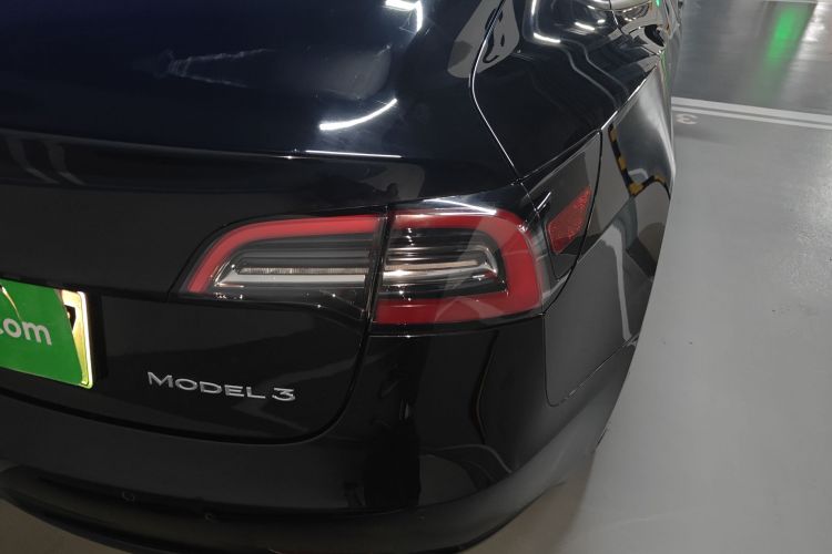 Tesla Model 3 2022 car image #8