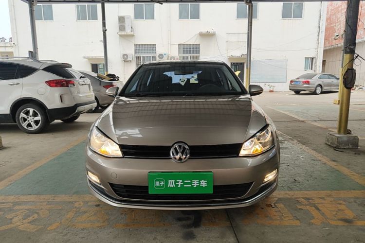 Volkswagen Golf 2014 car image #3