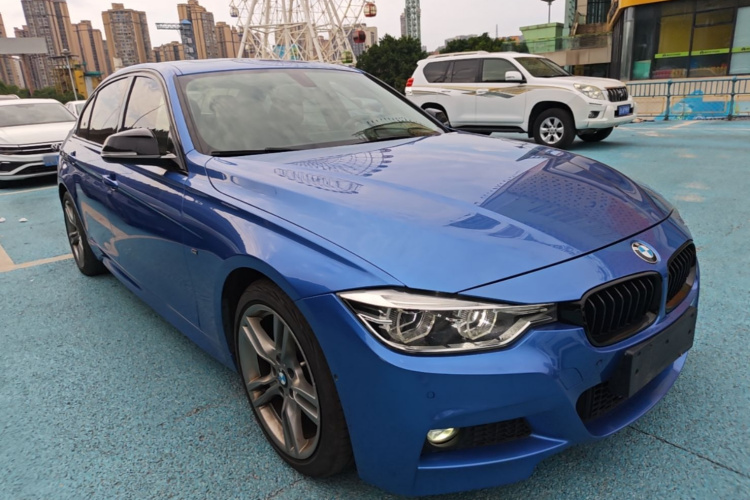 BMW 3 Series 2019 car image #4