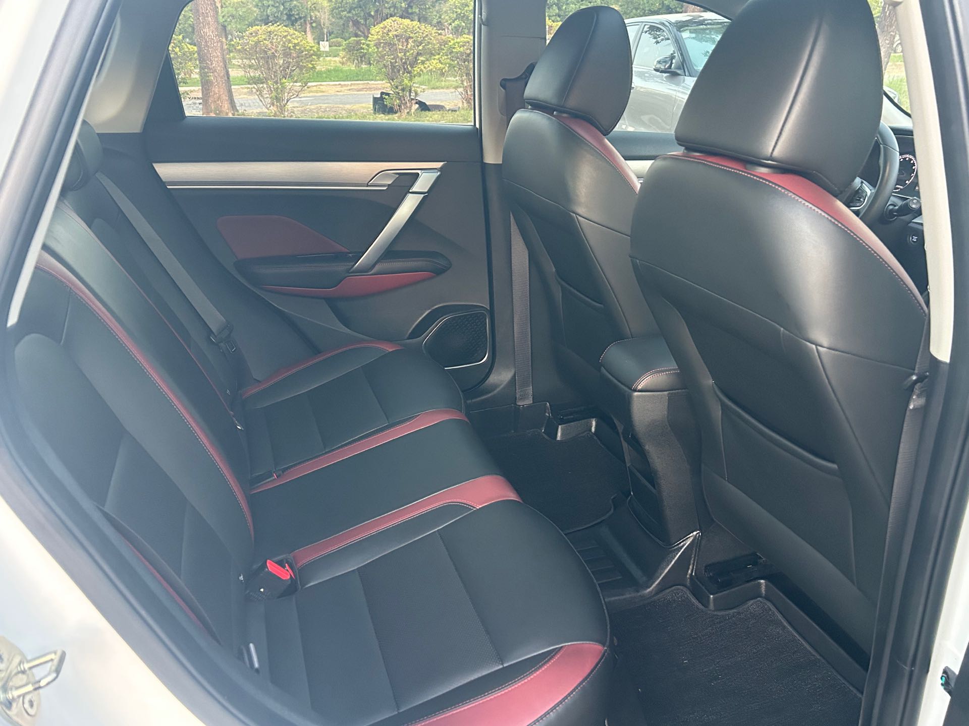 GEELY Coolray 2022 #4 GEELY Coolray 2022 car image #4