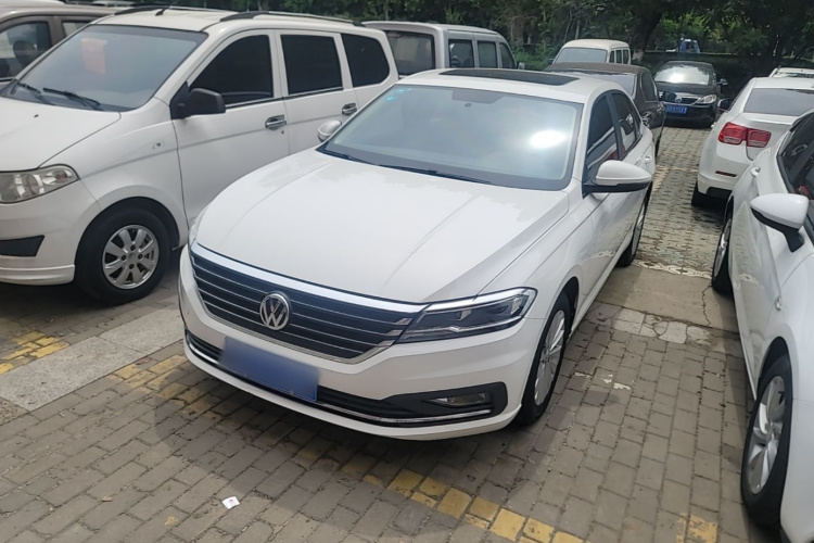 Volkswagen Lavida 2020 car image #2