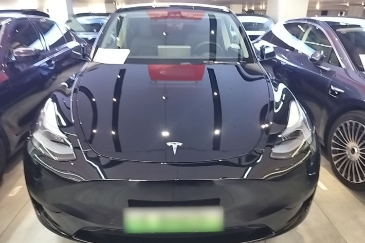 Tesla Model Y 2022 car image #3