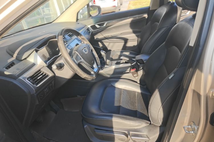 GEELY Emgrand GS 2018 #15 GEELY Emgrand GS 2018 car image #15