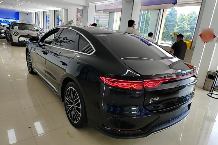 BYD Han 2024 #5 BYD Han 2024 car image #5