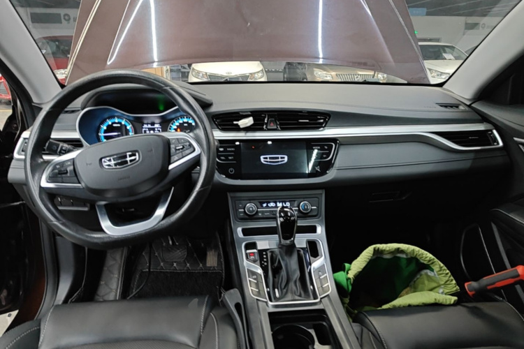 GEELY Emgrand 2020 car image #11