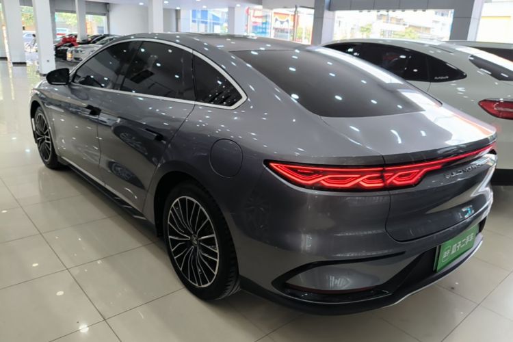 BYD Han 2023 car image #5