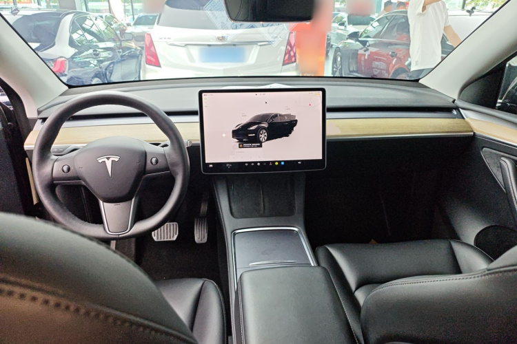 Tesla Model Y 2022 #11 Tesla Model Y 2022 immagine di auto #11