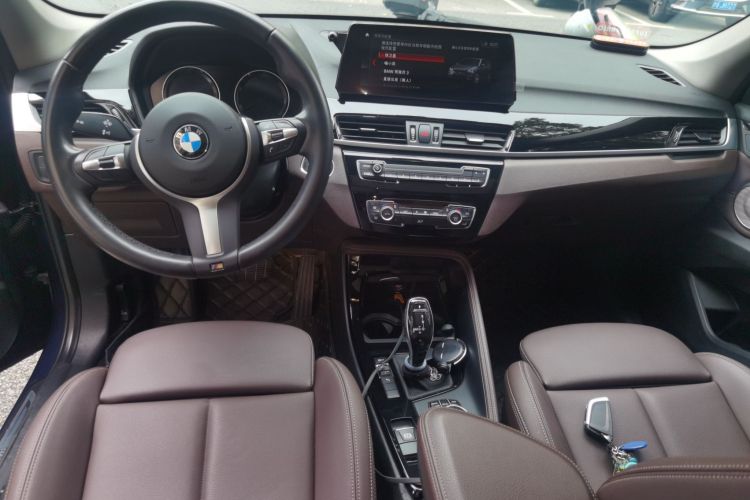 BMW X1 2022 car image #12