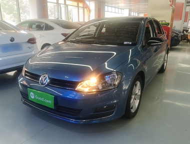 Volkswagen Golf 2017 Volkswagen Golf 2017 car image
