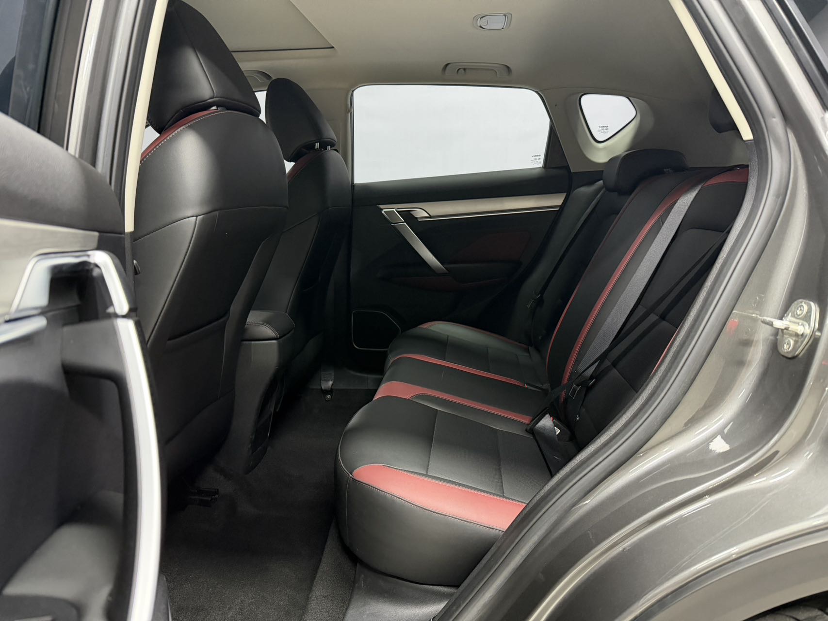 GEELY Coolray 2022 car image #5