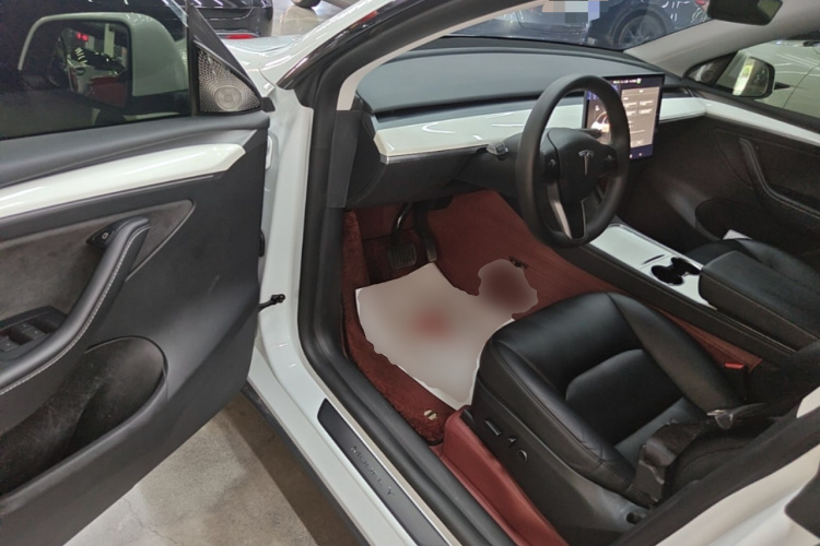 Tesla Model Y 2024 #16 Tesla Model Y 2024 car image #16