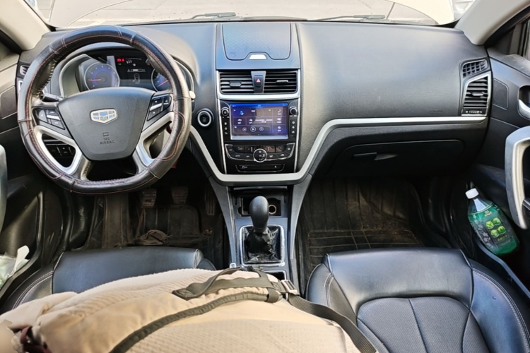 GEELY Emgrand 2016 car image #10