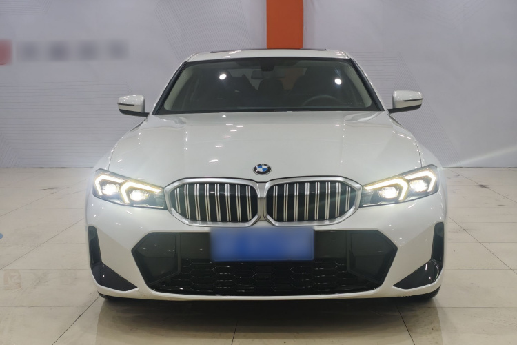 BMW 3 Series 2022 car image #3