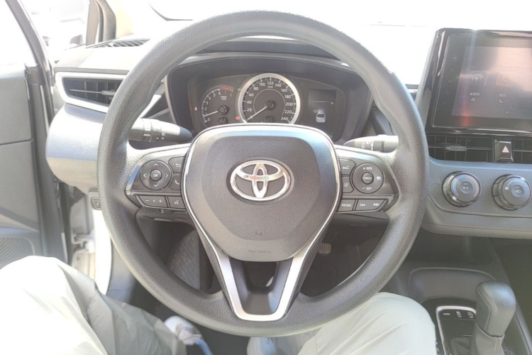 Toyota Corolla 2023 #11 Toyota Corolla 2023 car image #11