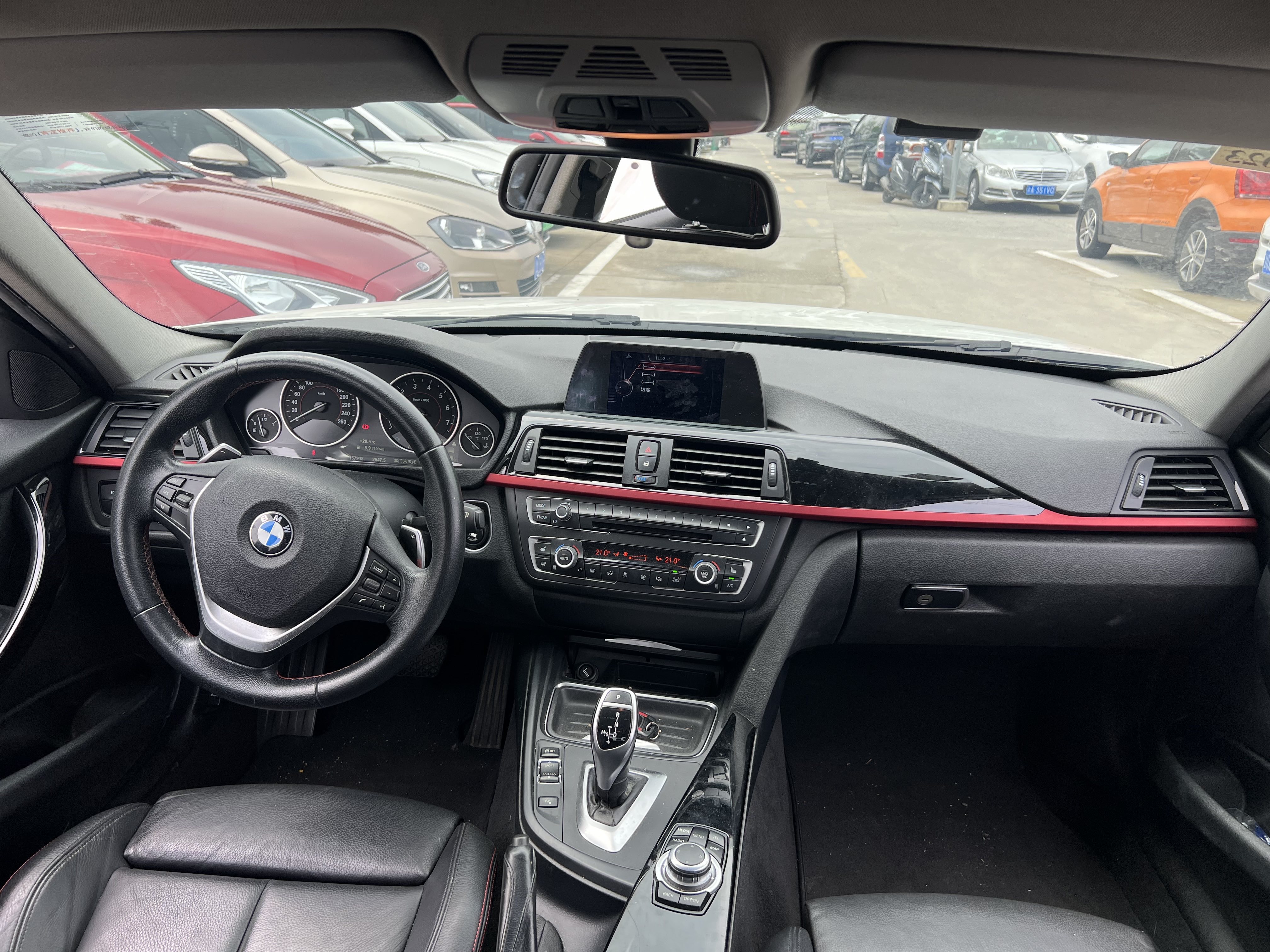 BMW 3 Series 2015 car image #9