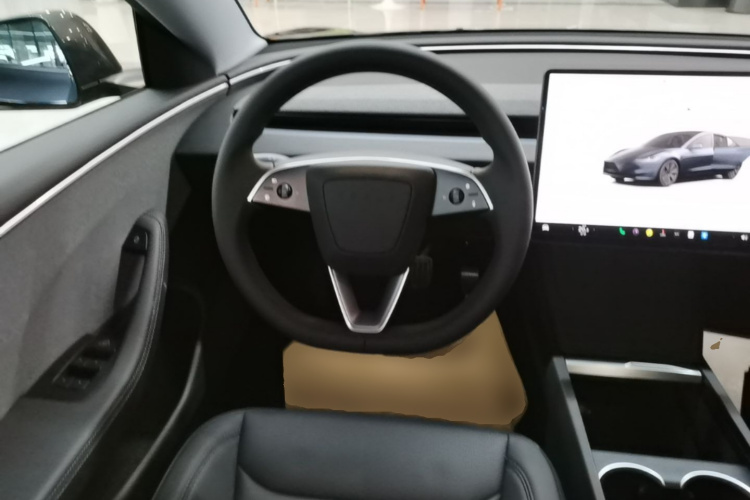Tesla Model 3 2026 #15 Tesla Model 3 2026 изображение автомобиля #15