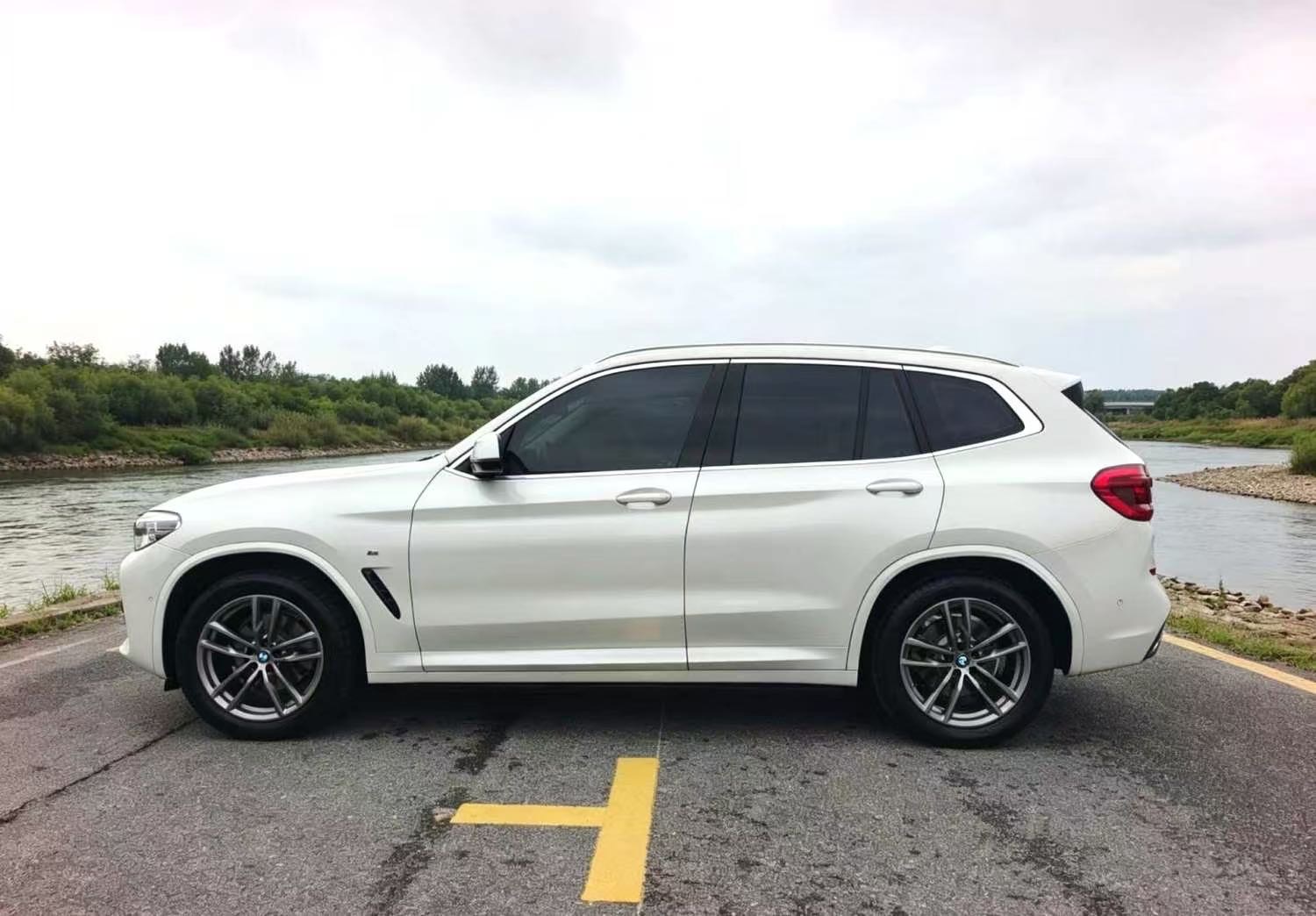 BMW X3 2019 #5 BMW X3 2019 car image #5