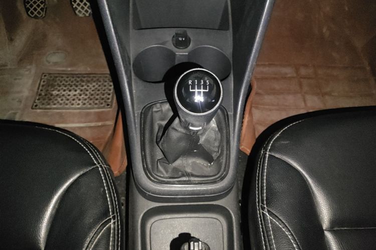 Volkswagen Polo 2017 #14 Volkswagen Polo 2017 car image #14