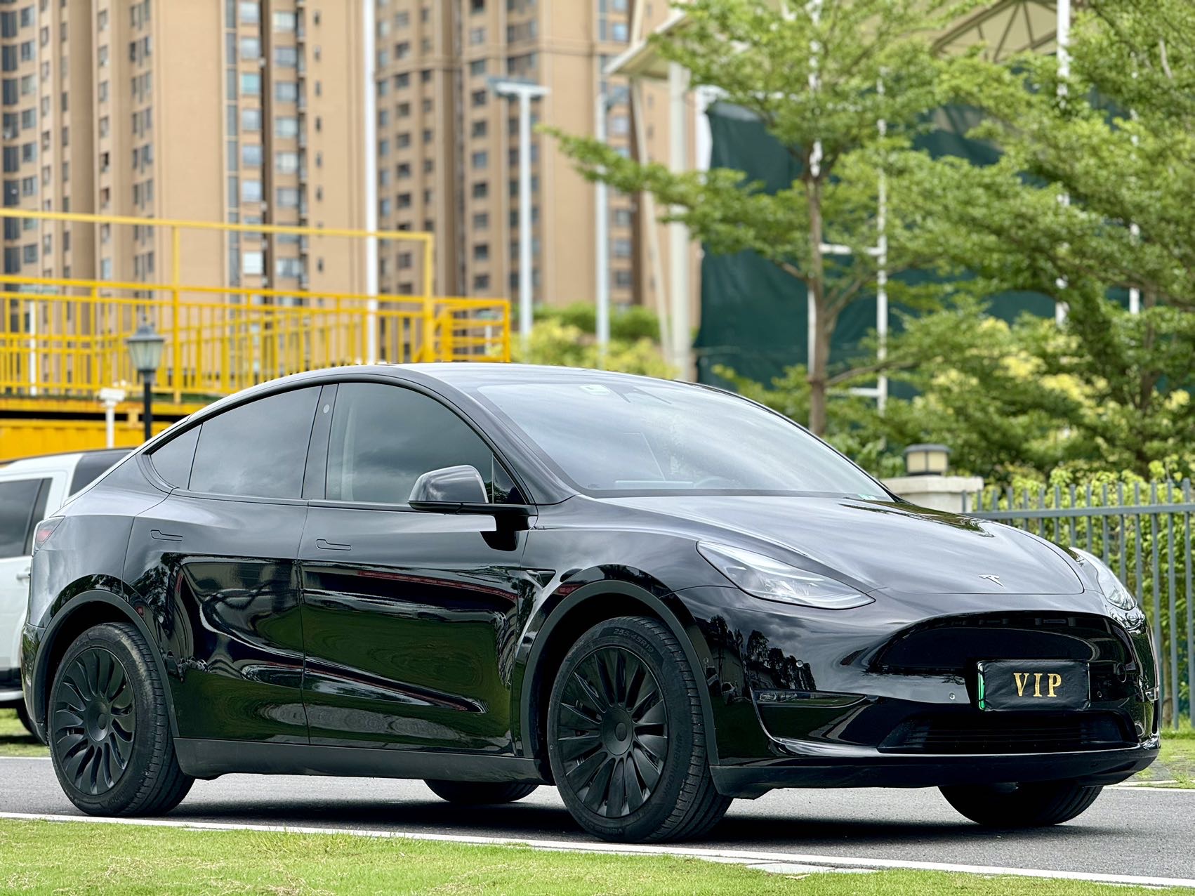 Tesla Model Y 2023 #5 Tesla Model Y 2023 immagine di auto #5