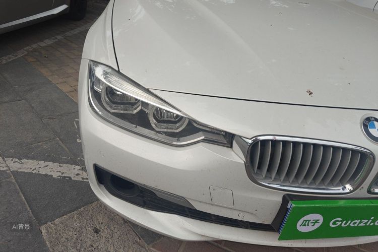 BMW 3 Series 2019 car image #8