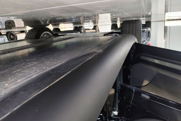 Tesla Model Y 2022 car image #24