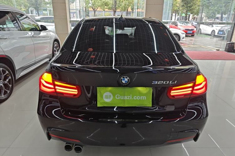 BMW 3 Series 2018 #6 BMW 3 Series 2018 car image #6