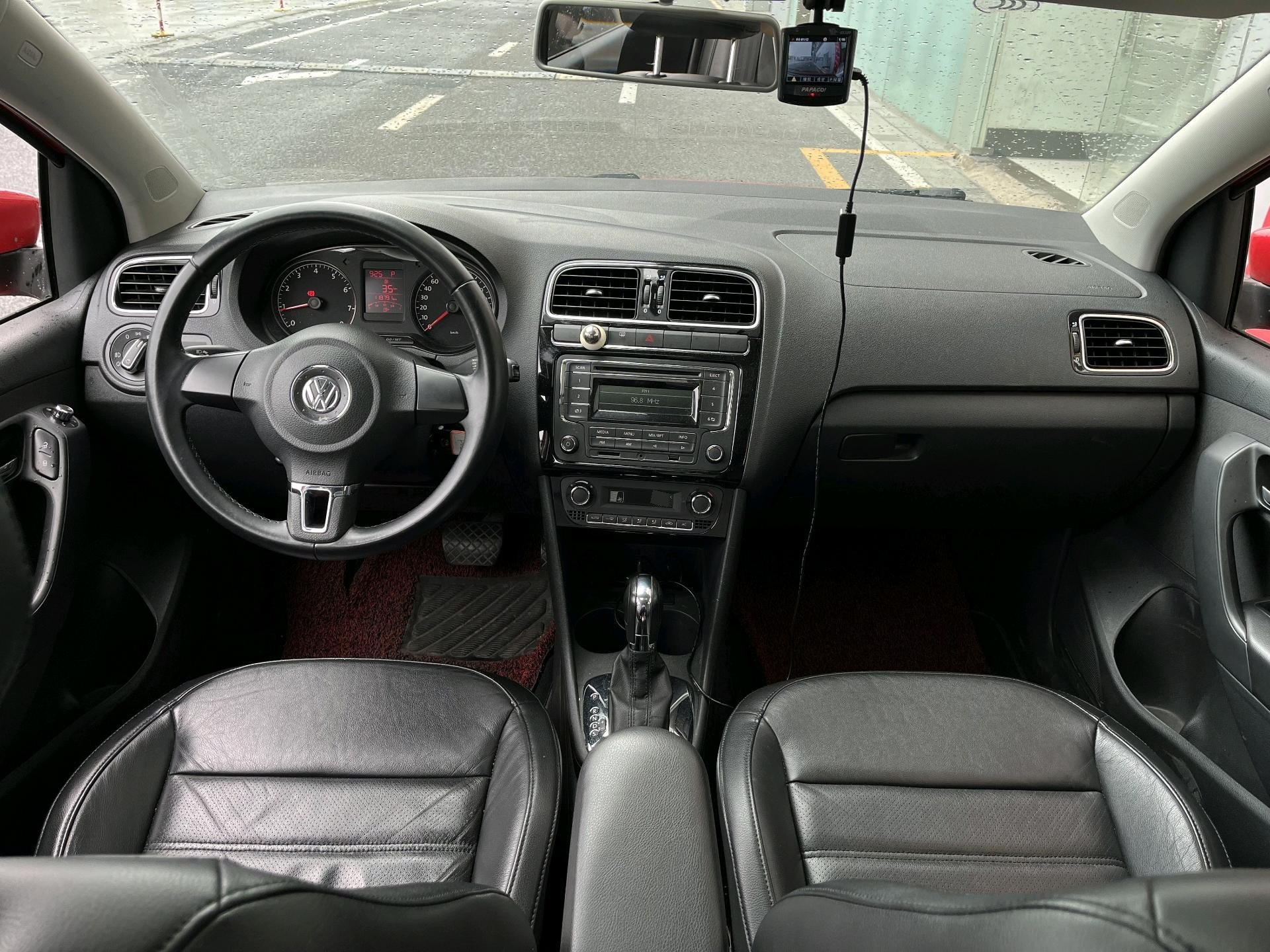 Volkswagen Polo 2013 immagine di auto #2