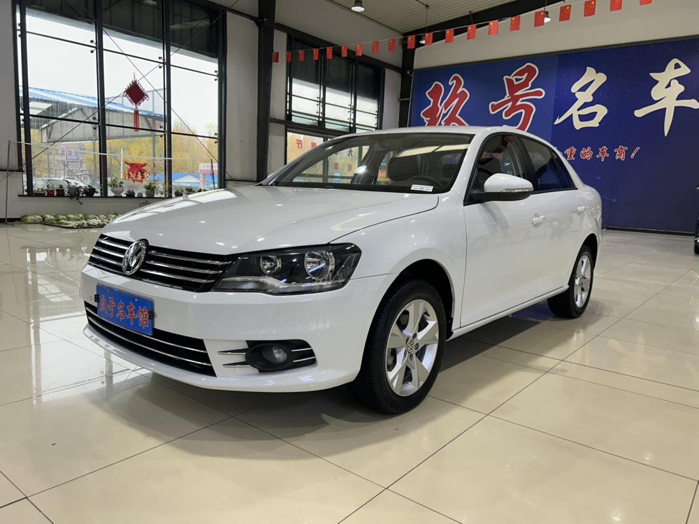 Volkswagen Bora 2015 car image 