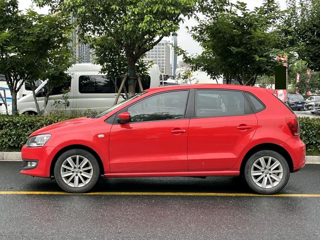 Volkswagen Polo 2013 immagine di auto #5