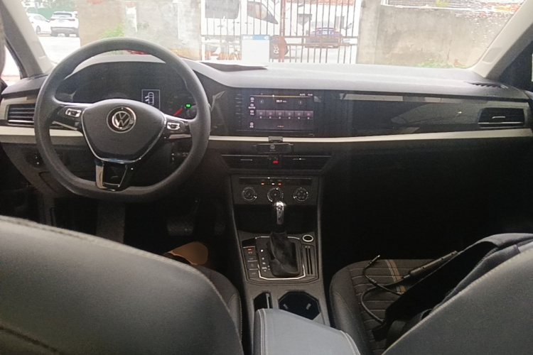 Volkswagen Lavida 2020 car image #10