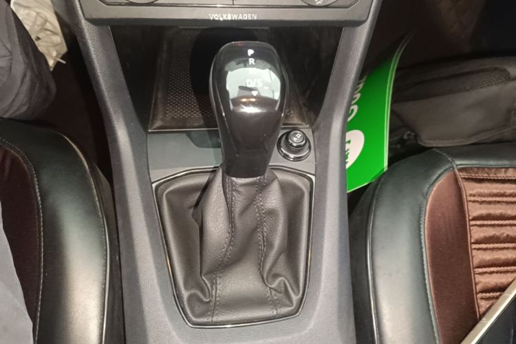 Volkswagen Tharu 2024 car image #18