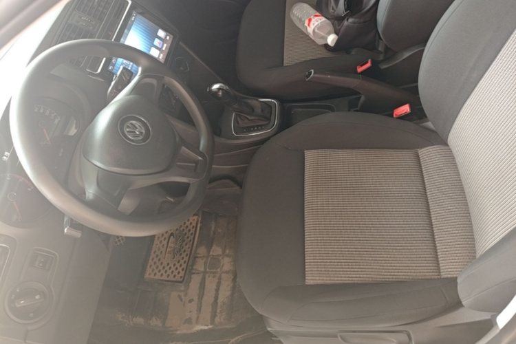 Volkswagen Polo 2017 #16 Volkswagen Polo 2017 car image #16