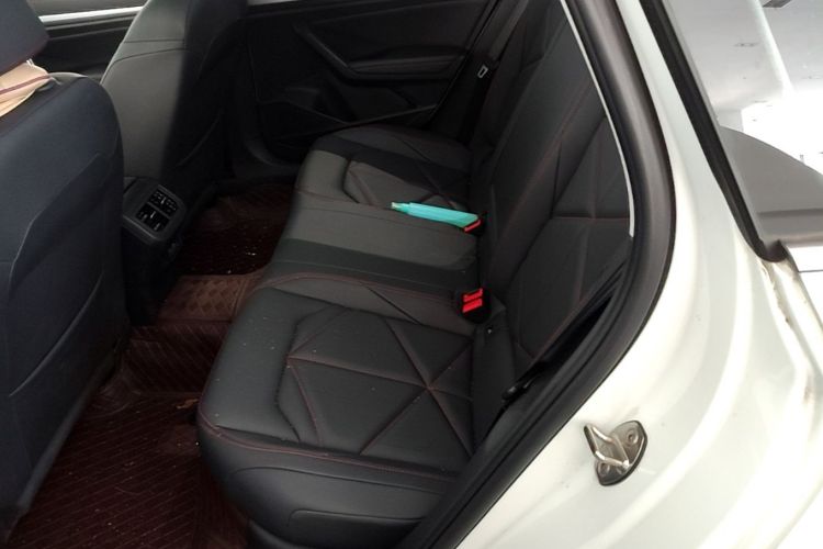 Volkswagen Lavida 2024 car image #17