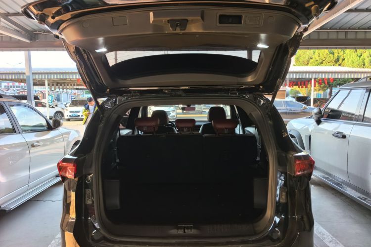 Jetour X70 PLUS 2023 car image #18