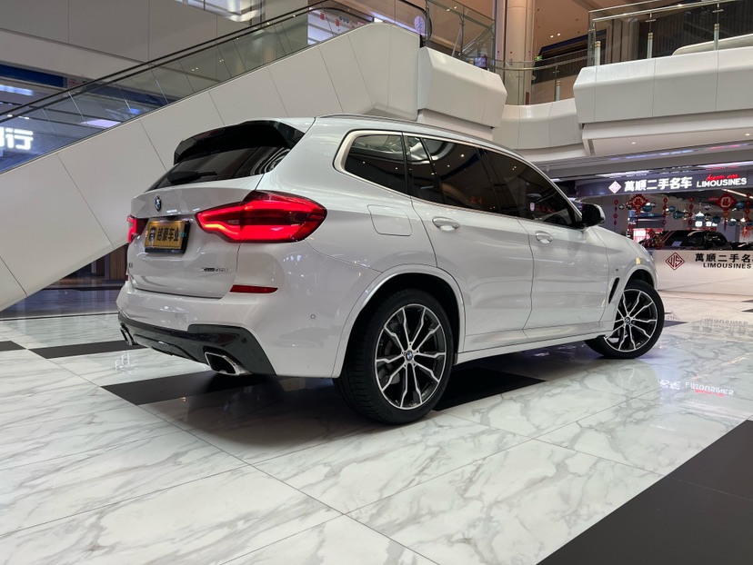BMW X3 2021 car image #9
