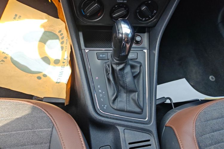 Volkswagen Lavida 2020 car image #18