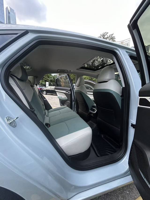 GEELY Emgrand L HiP 2022 #13 GEELY Emgrand L HiP 2022 immagine di auto #13