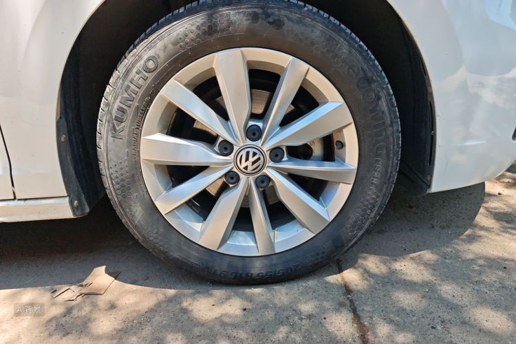Volkswagen Bora 2020 car image #9