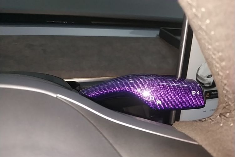 Tesla Model Y 2023 #18 Tesla Model Y 2023 car image #18