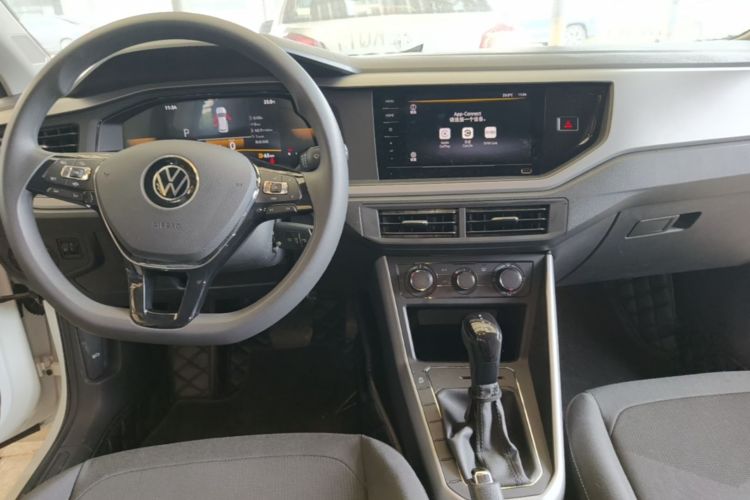 Volkswagen Polo 2023 #10 Volkswagen Polo 2023 car image #10