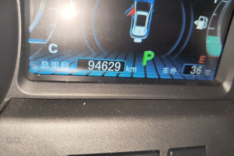 BYD Yuan 2017 #14 BYD Yuan 2017 car image #14