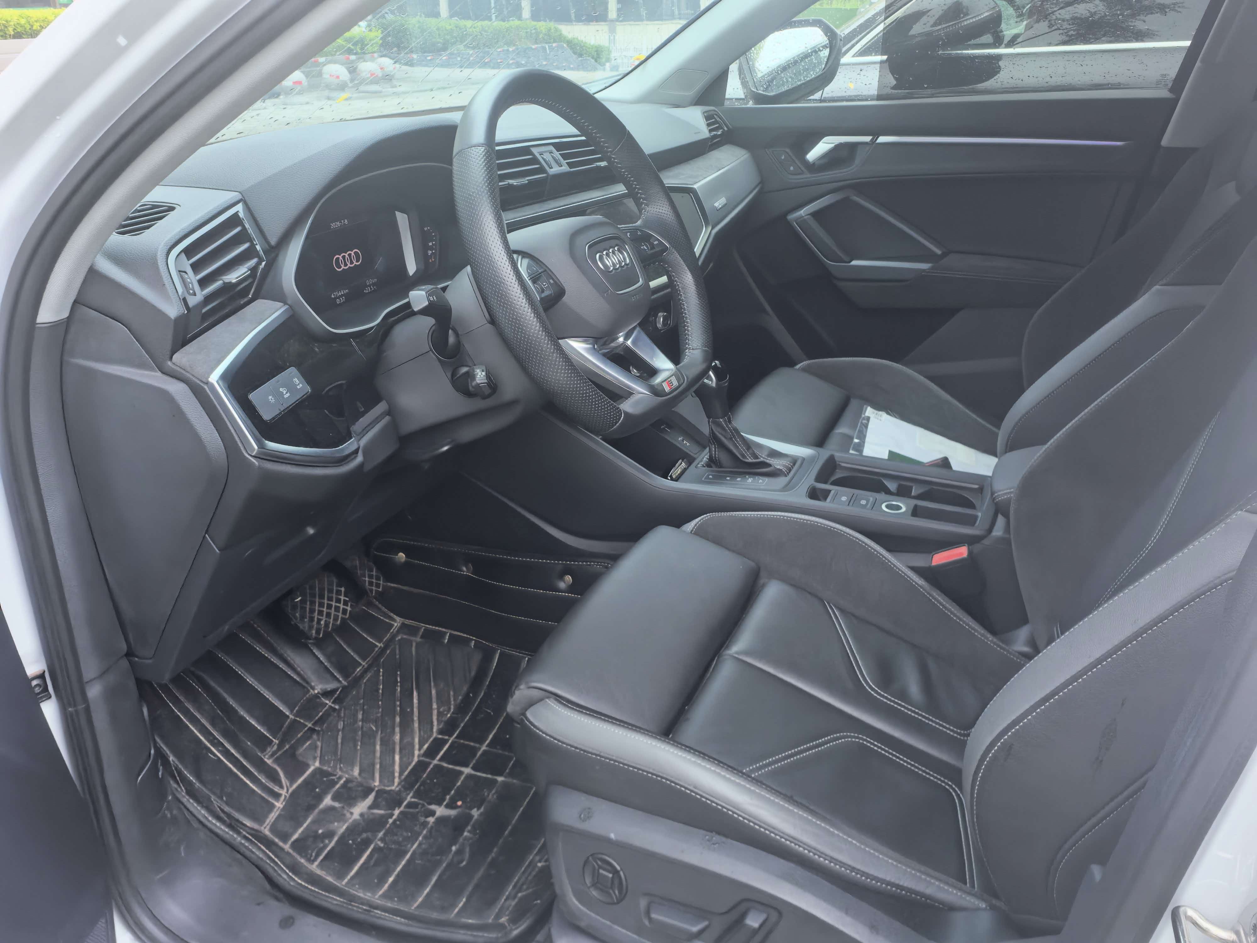 Audi Q3 Sportback 2021 car image #2